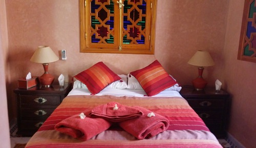 Habitación con 2 camas individuales