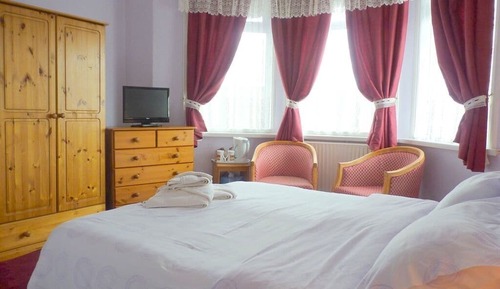 Habitación doble, baño privado (Large)