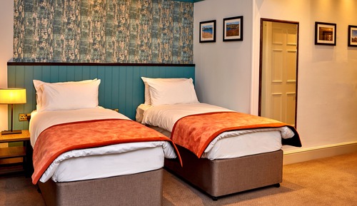 Habitación clásica con 1 cama doble o 2 individuales