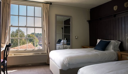 Habitación con 2 camas individuales