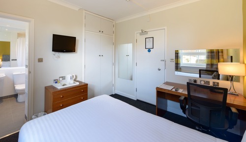 Habitación con 2 camas individuales