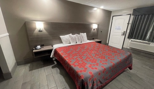 Habitación estándar, 1 cama de matrimonio grande, bañera accesible, fumadores