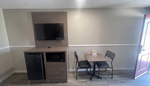 Habitación básica, 2 camas de matrimonio, fumadores