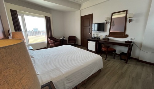 Double Room City View Or River View