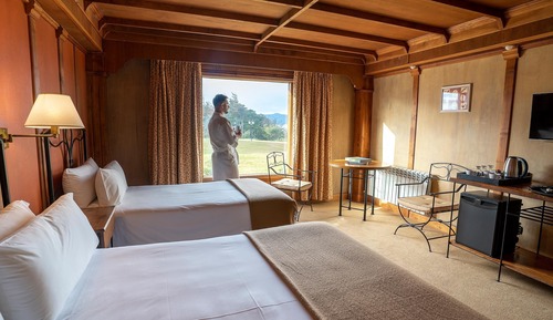 Habitación superior, 1 cama doble o 2 individuales, vistas al canal