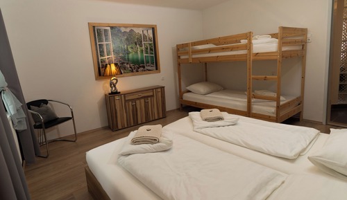 Apartamento familiar, vistas al jardín