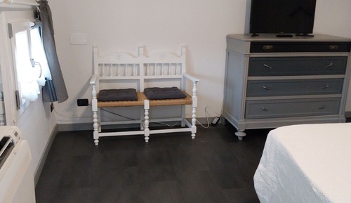 Habitación familiar doble, vistas al patio