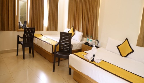 Habitación familiar, vistas a la colina