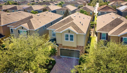House (Multiple Bedrooms)