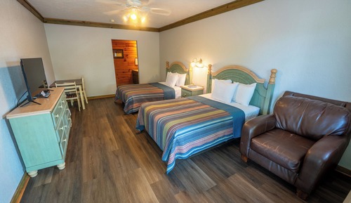 Habitación clásica doble, 2 camas dobles, no fumadores, Servicio de limpieza