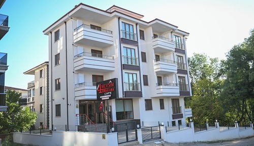 Apartamento familiar, vistas al jardín