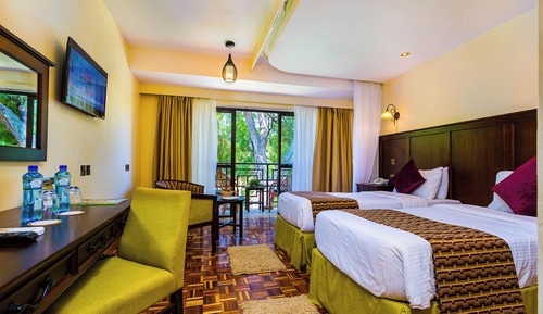 Habitación con 1 cama doble o 2 individuales, balcón, vistas a la colina