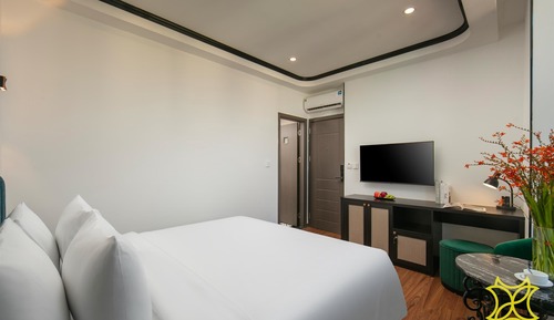 Deluxe Studio, Balcony, City View