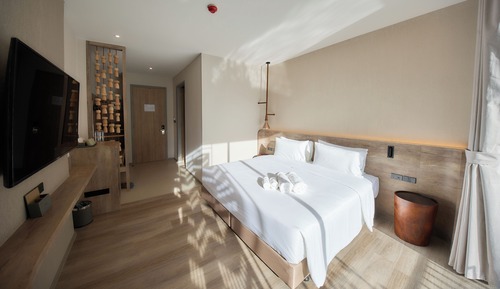 Habitación Deluxe doble, vistas a la piscina