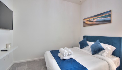 Habitación doble, 1 cama de matrimonio, no fumadores, baño privado