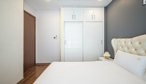 Apartamento superior, 2 habitaciones, balcón, vistas a la ciudad
