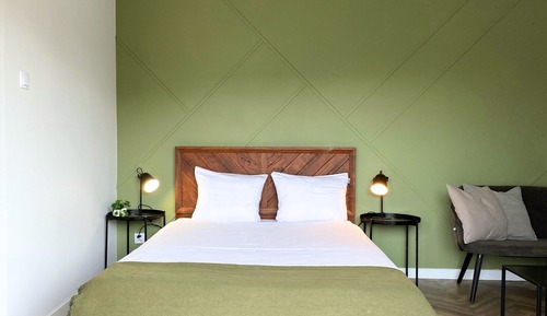 Apartamento clásico, balcón