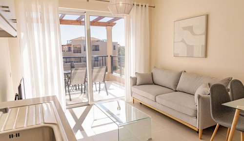 Apartamento, vistas a la piscina