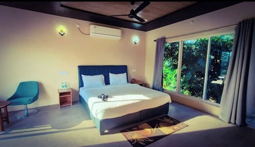 Cottage, Balcony, Garden View