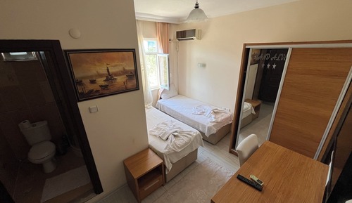 Habitación estándar con 2 camas individuales