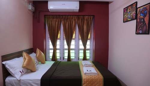 Suite de lujo, balcón, vistas a la ciudad