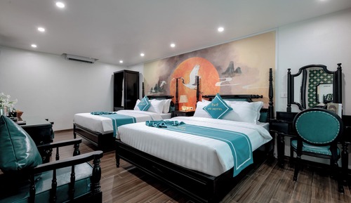 Habitación cuádruple Deluxe, vistas a la montaña