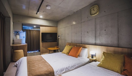 Apartamento básico, vistas a la ciudad