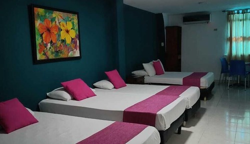 Habitación familiar, varias camas, Aire acondicionado