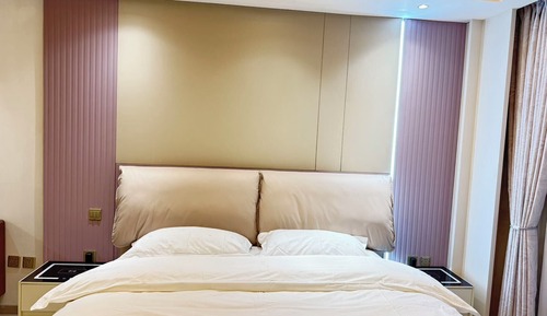 Habitación City doble, 1 cama de matrimonio, patio, vistas a la ciudad