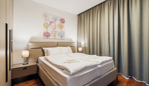 Apartamento, 2 habitaciones, balcón