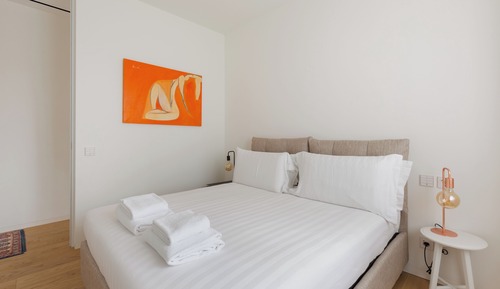 Appartamento con 2 camere da Letto, Via Santa Sofia 8