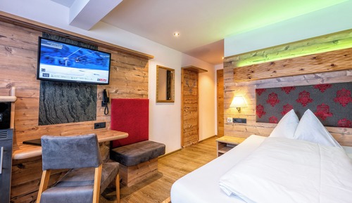 Single Room, Balcony, Mountain View