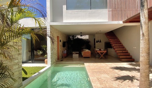 Villa familiar, patio