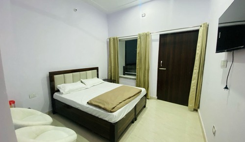 Basic Room, Mountain View