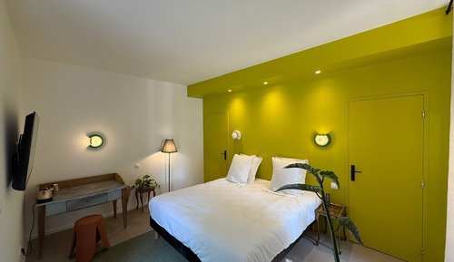 Habitación doble superior, en edificio anexo