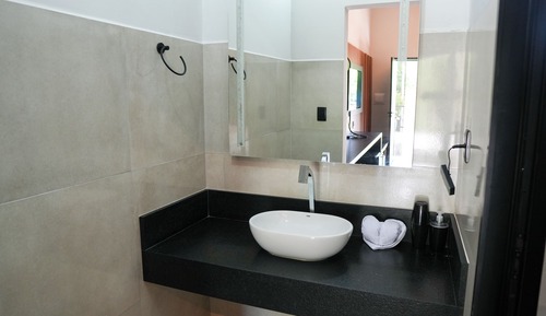 Habitación triple, patio, vistas al lago