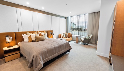 Estudio, 1 cama de matrimonio grande, cocina básica