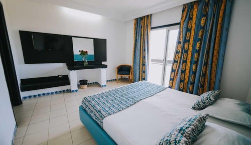 Double room city view