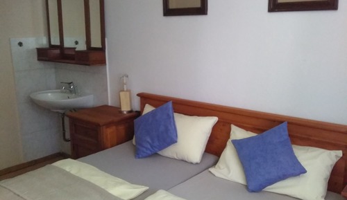 Habitación básica doble, no fumadores, vistas al jardín