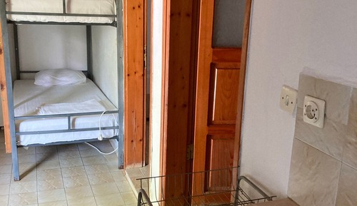 Habitación familiar con 2 camas individuales, 2 habitaciones, vistas al jardín