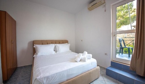 Habitación cuádruple, balcón, vistas al mar