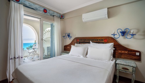 Habitación clásica doble, balcón, vistas al mar