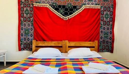 Double or Twin Room, Mountain View