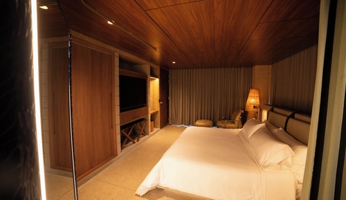 Suite Premium, bañera de hidromasaje, vistas a la ciudad