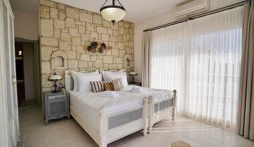 Deluxe Double Room, Balcony, Garden View