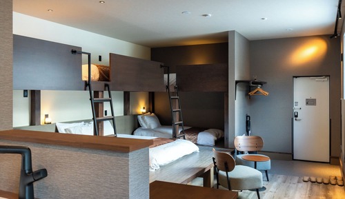 Deluxe Apartment