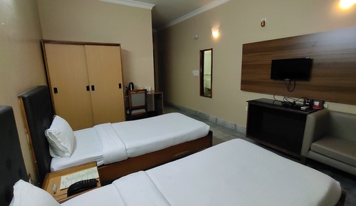 Habitación Deluxe con 1 cama doble o 2 individuales, vistas a la ciudad