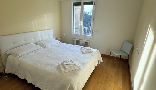 Apartamento de lujo, vistas al jardín