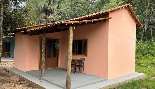 Chalet familiar, vistas al jardín