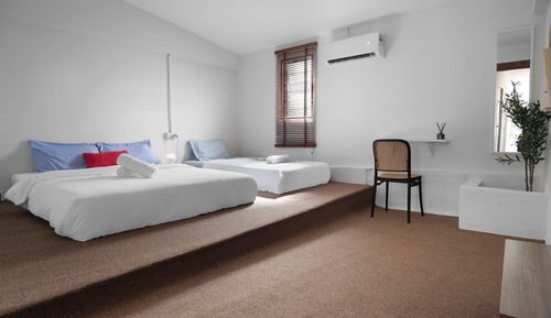 Habitación triple estándar, baño compartido